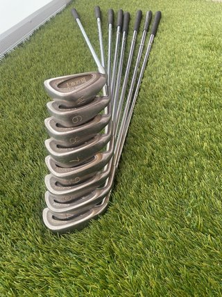 Conjunto de palos de golf hierros para zurdo
