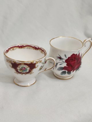 Par de Tazas Porcelana Inglesa Vintage Bone china