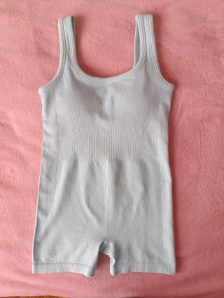 Mono deportivo azul celeste mujer