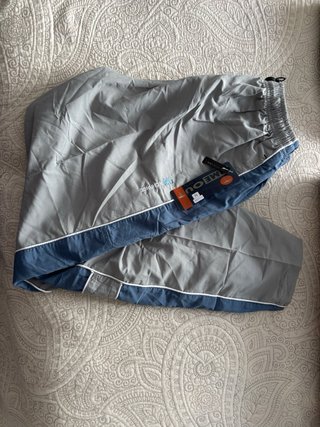 Pantalón deportivo parachute Talla M