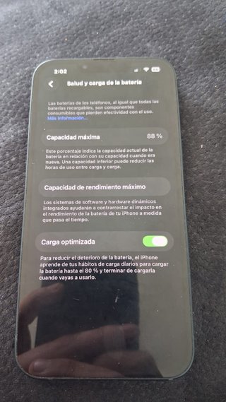 iPhone 13 Negro con Cargador Original y su caja