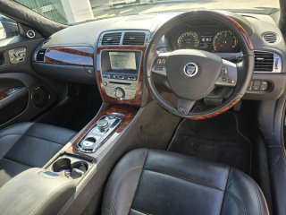 Jaguar XKR 2010