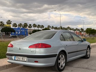 Peugeot 607 2002