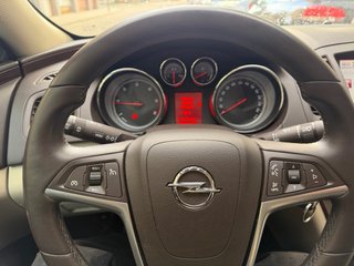 Opel Insignia 2011