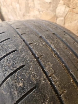 Neumáticos Goodyear 225/40/18 - 92Y