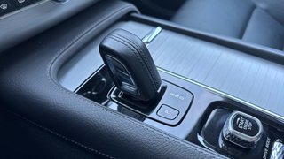 VOLVO XC90 2.0 T8 AWD Business Plus Auto