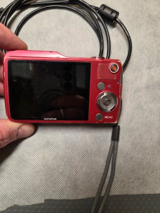 Olympus VG-170 + SD 2Gb. 14 megapixel