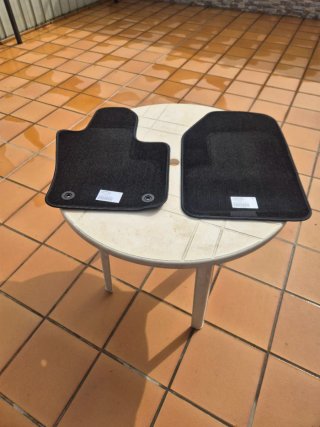 ALFOMBRAS DELANTERAS DE FIAT 500X NUEVAS...