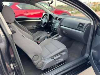 Volkswagen Golf 2005