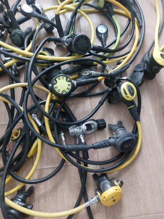Reguladores buceo, 10 u 11