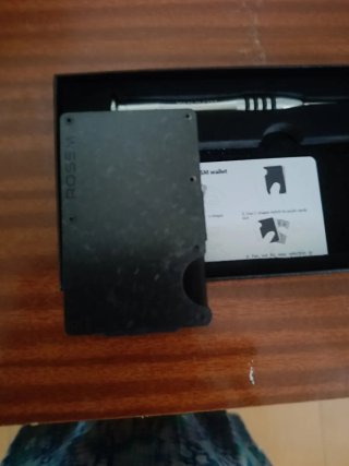 Cartera minimalista ROSSM negra