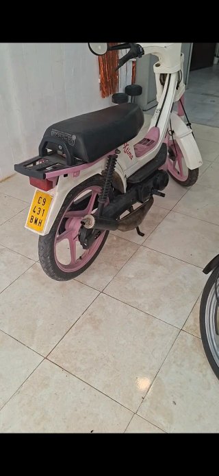 Lote de 2 motos clásicas