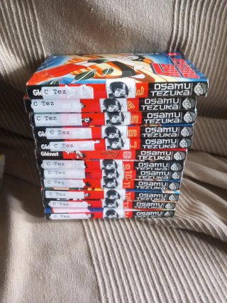 Manga Astro Boy Osamu tezuka