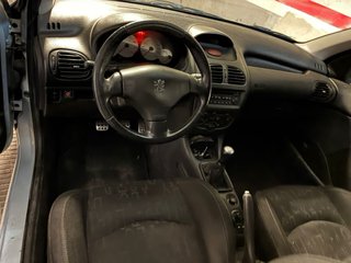 Peugeot 206 2002 1.4 75cv 150.000km