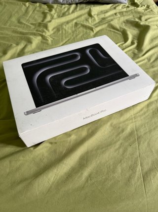 MacBook Pro 14 M4 Pro 24GB RAM 1TB
