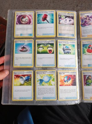 Cartas Pokémon Entrenador y Objeto