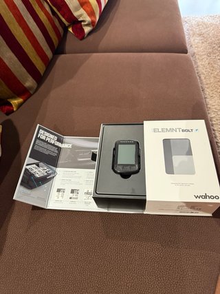 Ciclocomputador GPS Wahoo ELEMNT BOLT