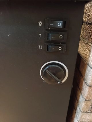 Chimenea eléctrica negra