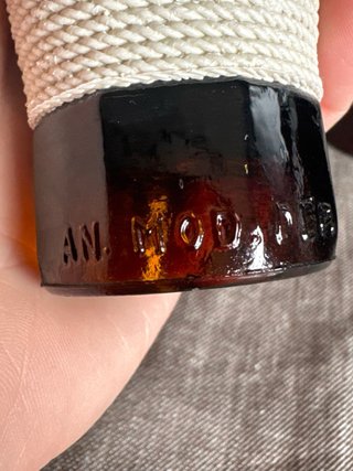 Bicchieri da amaro in vetro ambrato vintage