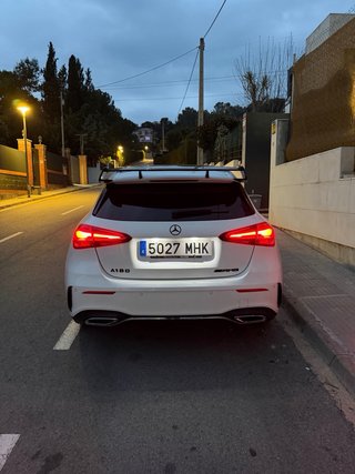 Mercedes-Benz A180 2023