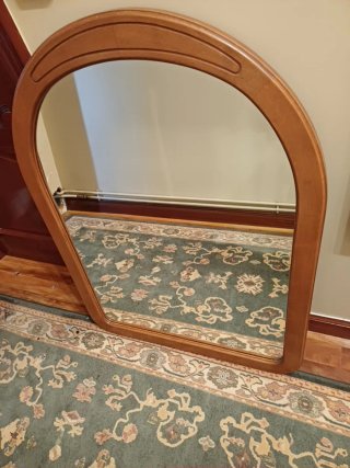 Espejo baño madera con apliques dorados