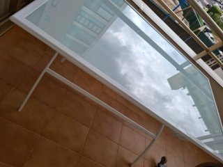 Mesa plegable cristal y metal