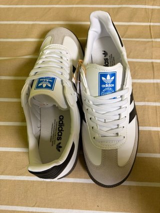 Zapatillas Adidas Samba Grises y Blancas