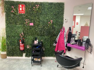 Alquilo puesto de trabajo en Puertode Sagunto