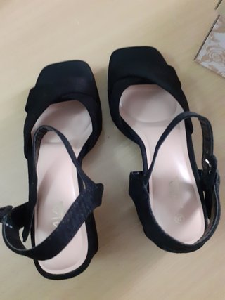 Sandalias M|A Shoes Negras Talla 36 ¡CASI NUEVAS!