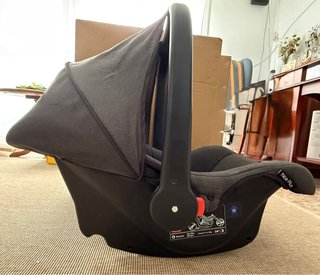 Silla de coche para bebé Lionelo