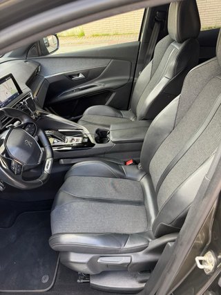 Peugeot 30008 2019