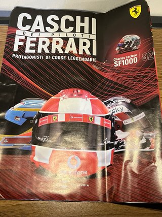 Casco Charles Leclerc 2020 Spark 1/5