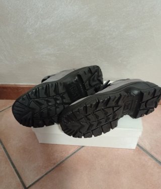 Scarpe antinfortunistiche n.36 grigio/rosse