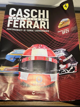 Casco Charles Leclerc Francia GP 2022 1/5 Spark