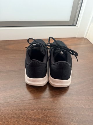 Zapatillas deportivas Under Armour mujer negras