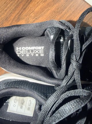 Zapatillas deportivas Under Armour mujer negras