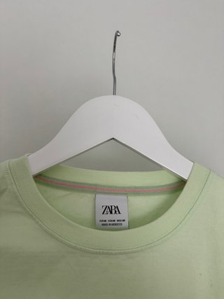 Camiseta Zara Verde Estampado