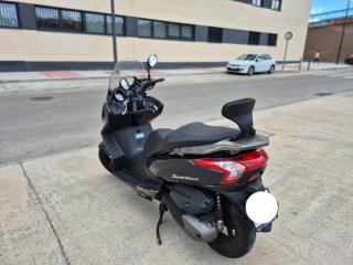 Kymco Superdink 300i 2016 Negra