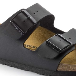 Sandalias Birkenstock Negras puestas 4 veces