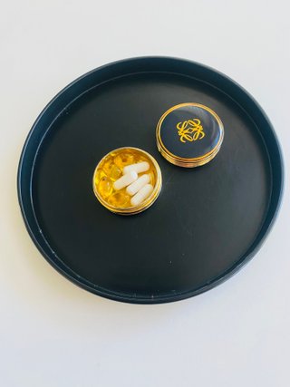 Pastillero Loewe Vintage Años 80 Negro y Dorado