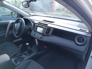 Toyota RAV4 2015