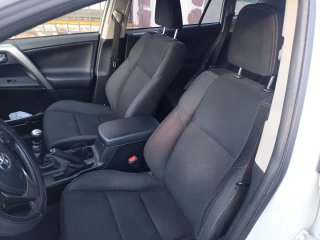 Toyota RAV4 2015