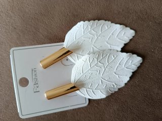 Orecchini foglia bianchi oro