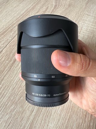 Sony FE 28-70mm f/3.5-5.6 OSS SEL2870w