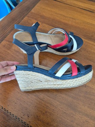 Sandali in colori Tommy Hilfiger Tg 41