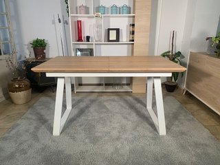 Mesa Extensible Madera y 6 Sillas