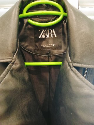 Chaqueta Zara Oversize Cuero Negra