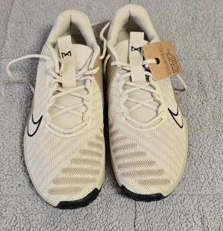Zapatillas Nike Beige/Negras