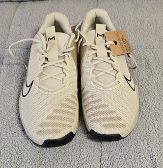 Zapatillas Nike Beige/Negras