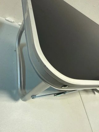 Tavolo ausiliario pieghevole in metallo e plastica